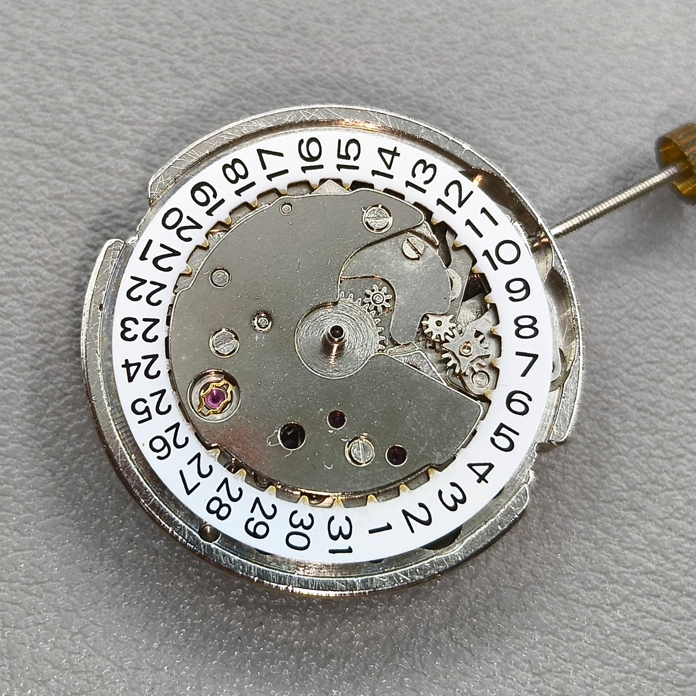 China 7120 Automatic Mechanical Watch Movement Single Calendar 3 Hands