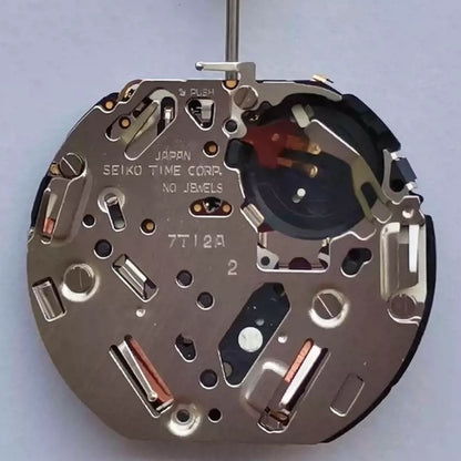 Seiko 7T12A quartz watch movement with single calendar and black disk, Japan made accessory.