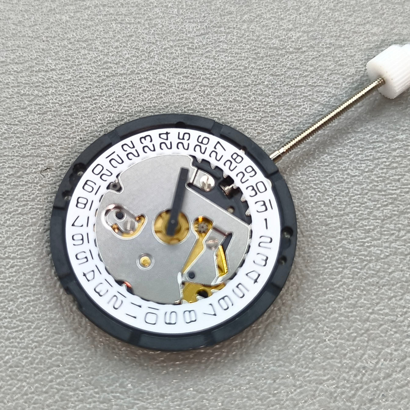 Swiss ISA 338 Quartz Movement 3 Hands Date@3