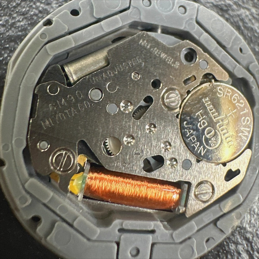 Japan-made Miyota 6M90 quartz movement with 3 hands and moonphase for precise watch repair