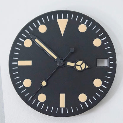 Vintage watch dial with calendar, green lume, and black trim hands, compatible with NH34 NH35 movements.