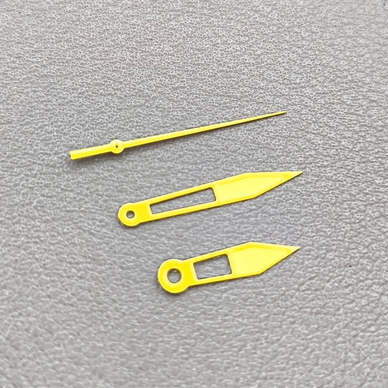 2 Sets Yellow Trim Hollow Arrow Hands for Miyota 2315 2035 2036 2115 2305 Movement