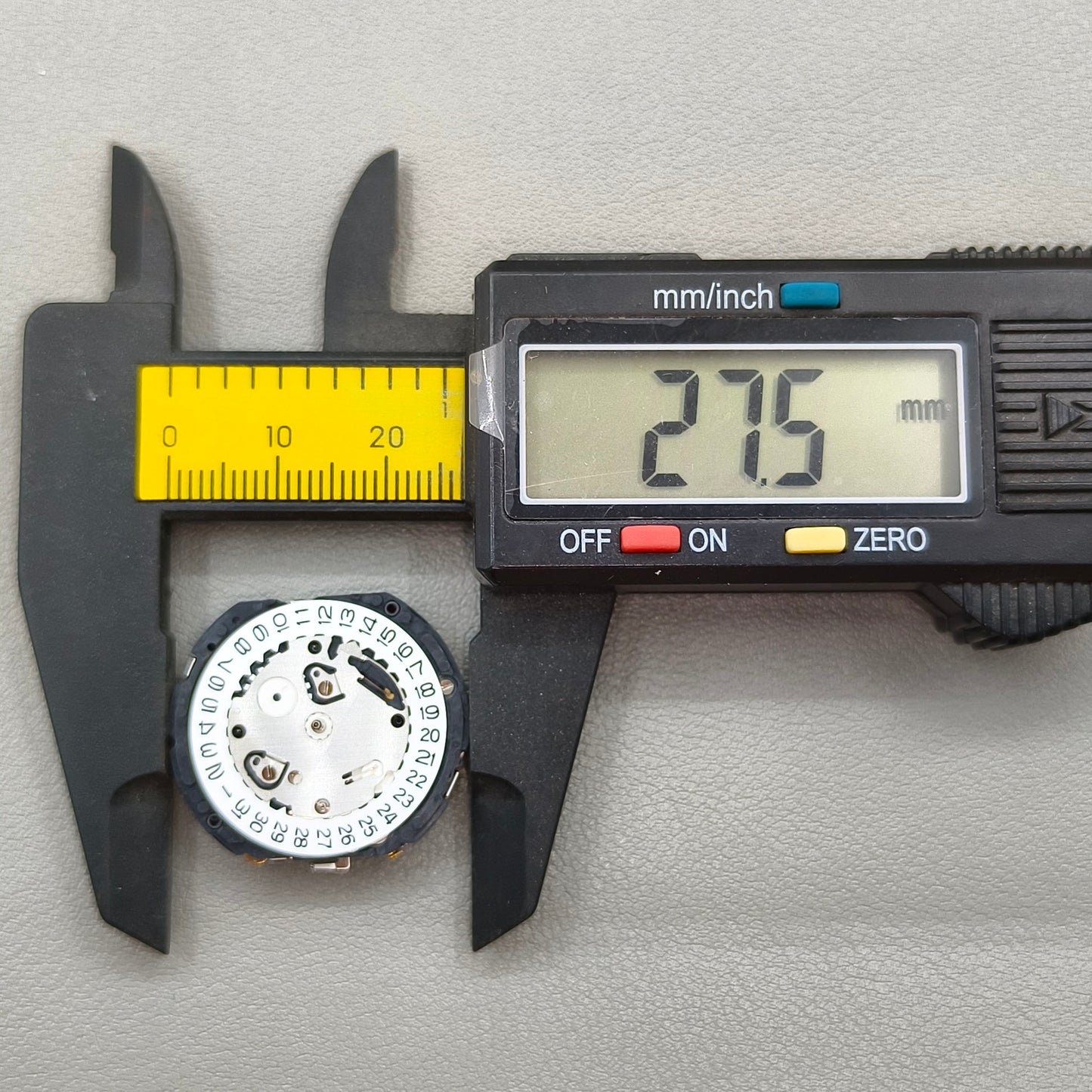 Japan Hattori Epson TMI YM12 YM12A Watch Quartz Movement 3 Hands