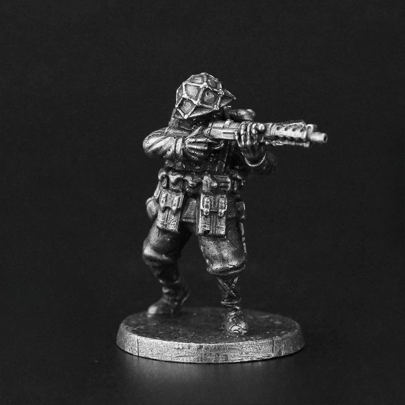White Brass Figurine WWII Infantry Soldier Miniature - Netted Helmet SMG Figure