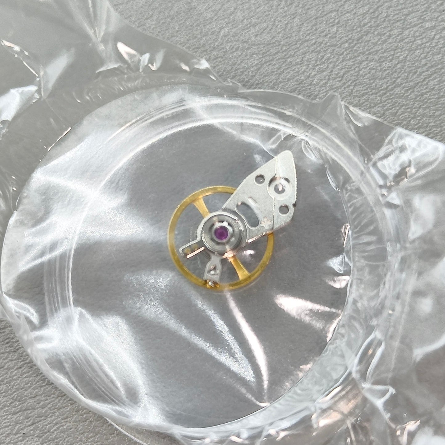 Replacement Genuine Complete Balance Wheel with Splint for Miyota 8N24 Movement