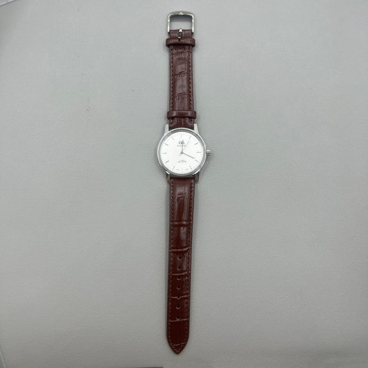 Shanghai 36mm 8120 manual mechanical watch with white dial, brown strap, 17 jewels precision craftsmanship.