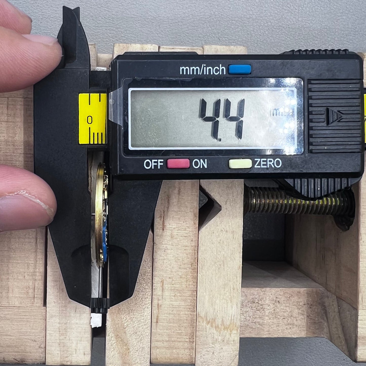 Swiss ETA 955.102 quartz watch movement by ETA, precise timekeeping without calendar function.