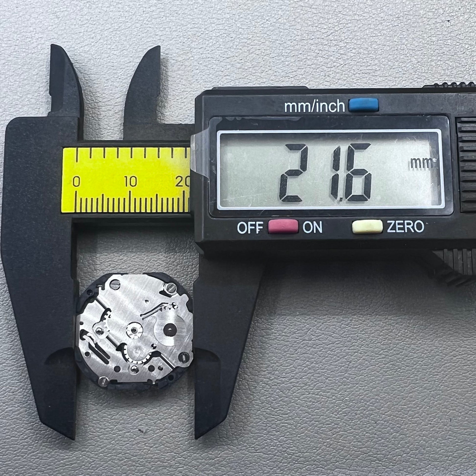 Japan Hattori Epson VX3NE quartz watch movement for precise and reliable timekeeping in watch accessories