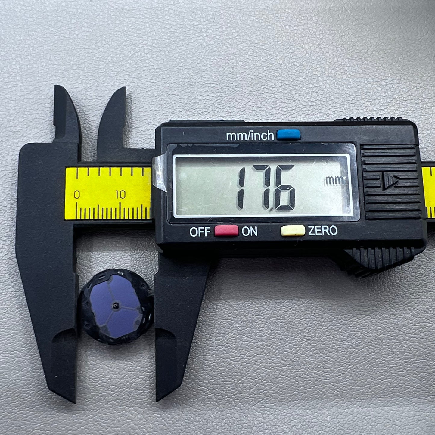 Japan Hattori Epson VS17 VS17A Watch Quartz Movement Solar Power