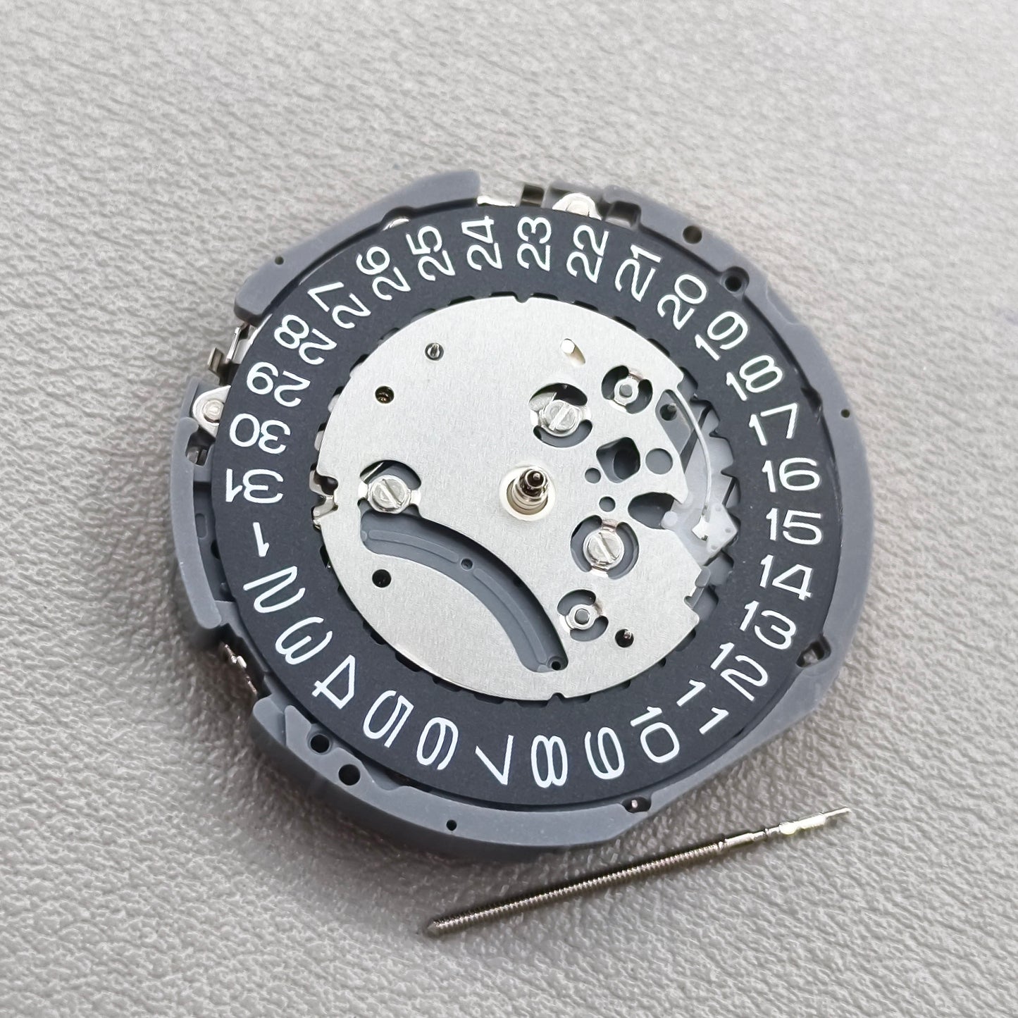 Japan Original VK63A Quartz Movement Black Disk Date@3 Single Calendar