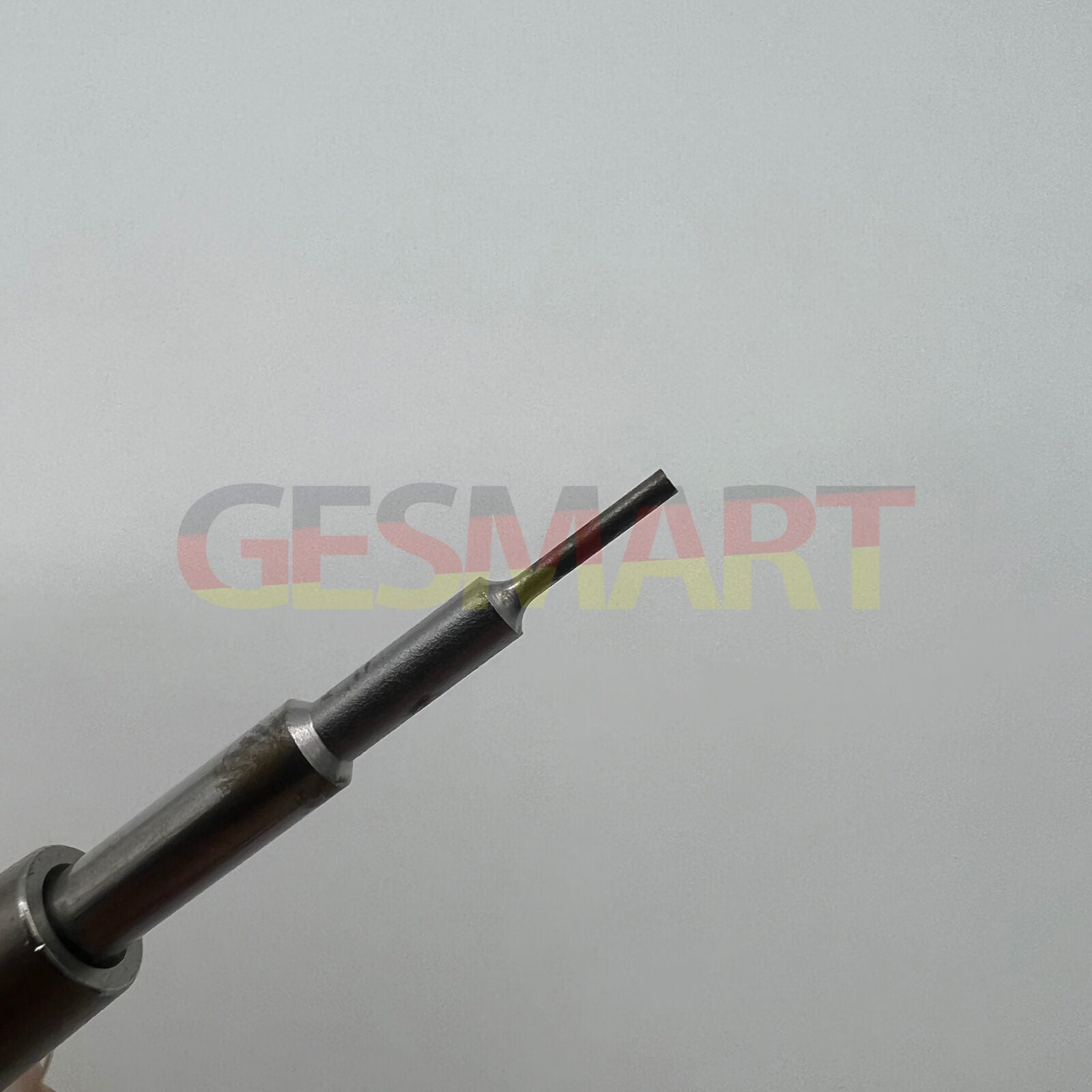 Bergeon 6767-F fine spring bar tool for precise watch bracelet fitting and removal, ideal for professional watch repairs.