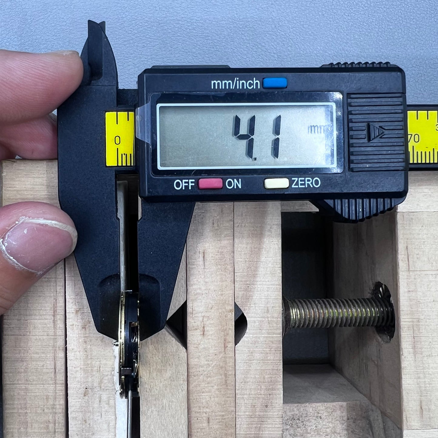 Swiss ISA 9238 Golden Multifunctional Quartz Movement 6 Hands