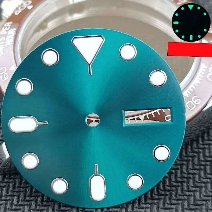 28.5mm Green lume dial for SKX007 NH36 watch with silver trim and white painted metal details by Nail.