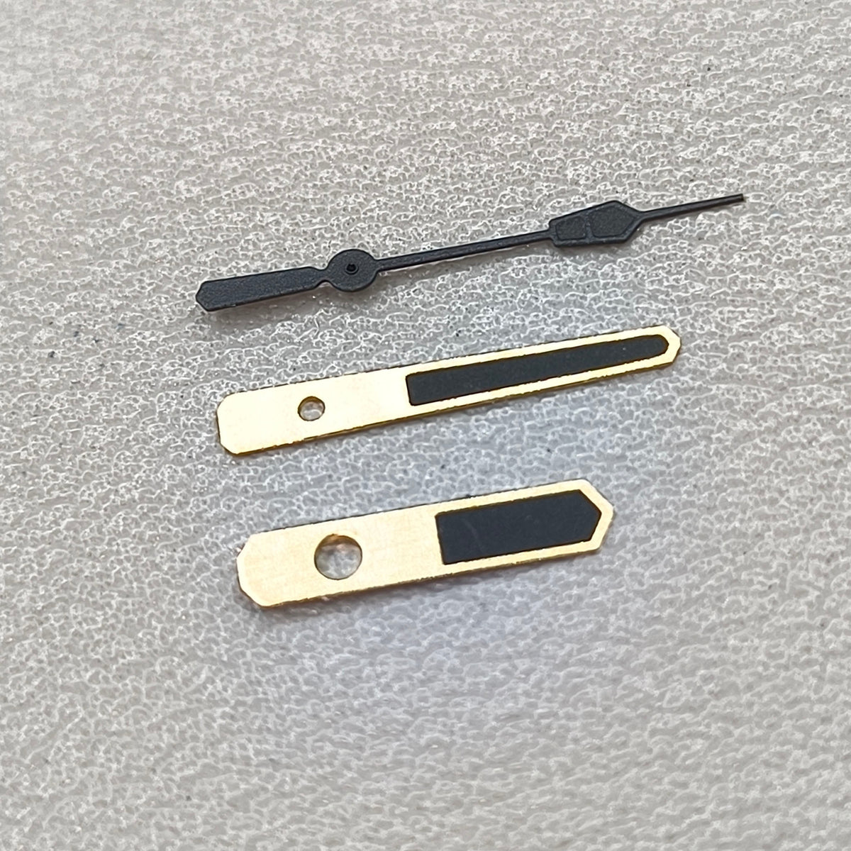 NO Lume Black Painted Golden Trim Watch Hands for NH35 NH36 NH70 NH72