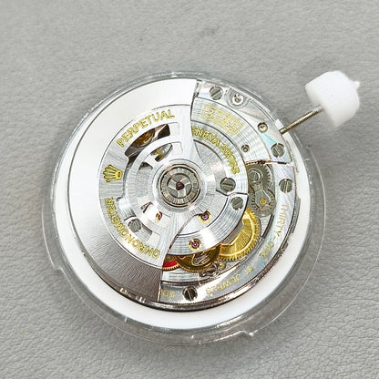 Shanghai 3285 Automatic Mechanical Movement 4 Hands GMT Greenwich Rotor Carved