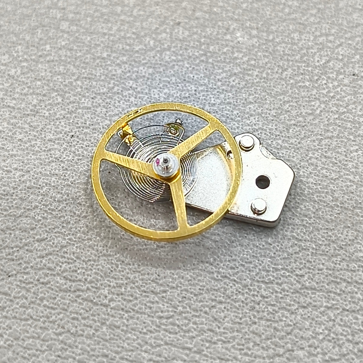 Replacement Balance Wheel with Splint for Dandong 7750 Movement 28800 Frequency