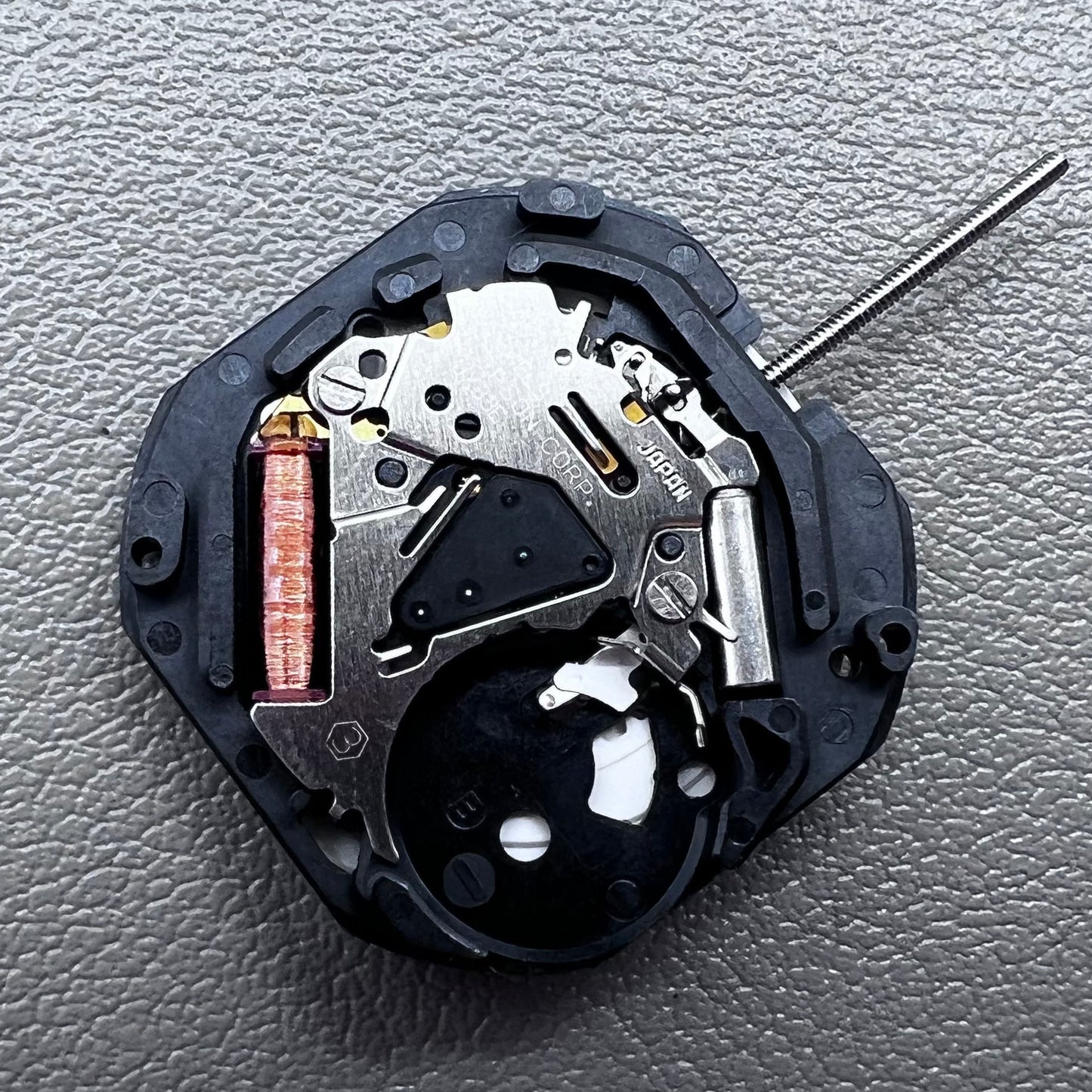 Japan Epson VX33 Quartz Movement 3 Hands English Disk Day Date