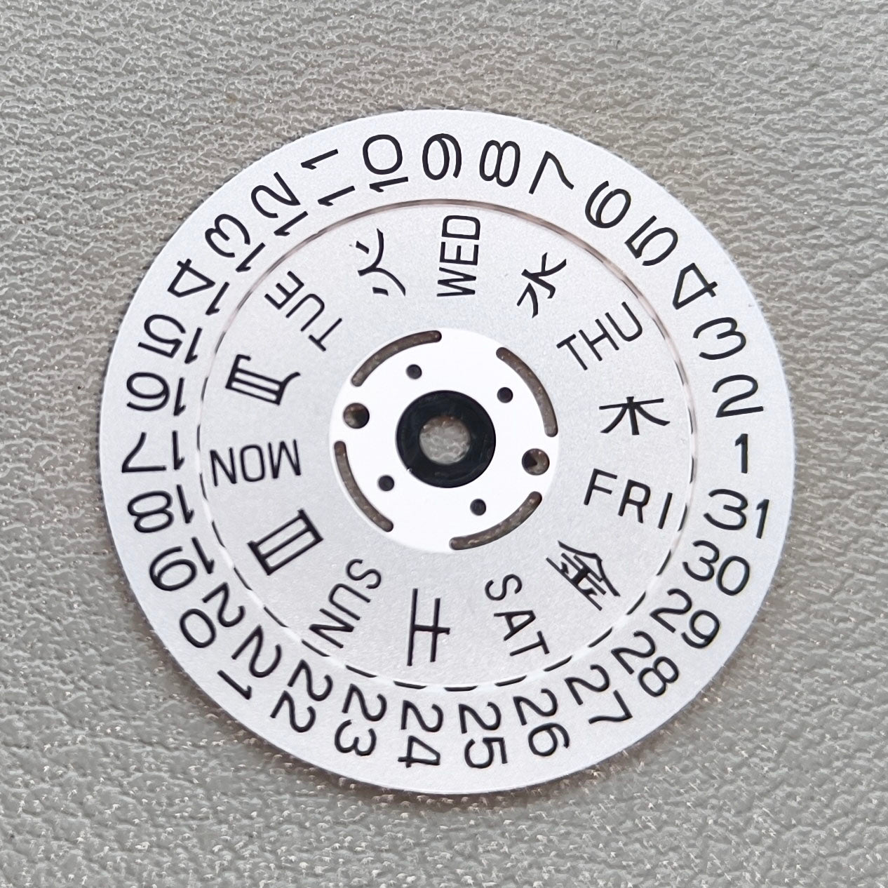 Silver Original Font Date Disk Wheel for NH36 Movement Crown Position@3