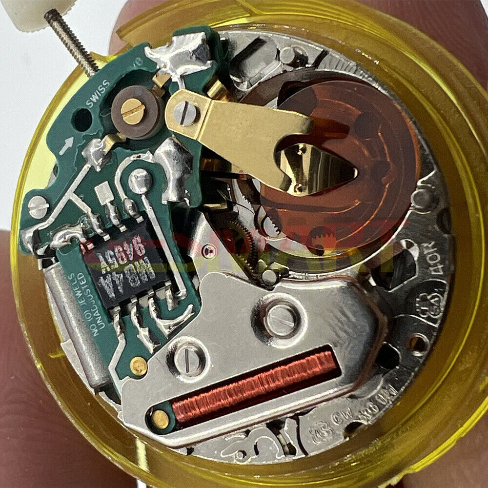 ESA536.121 Swiss Made quartz watch movement with V8 caliber, single calendar, 3-hand design for precise repairs.