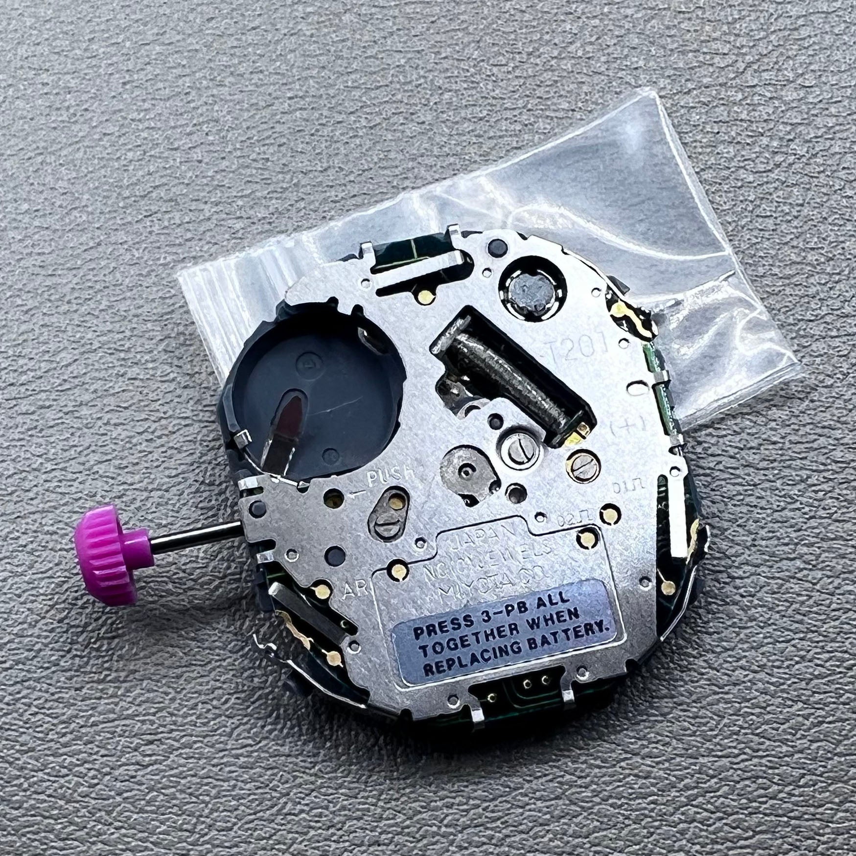 Japan Miyota T201 quartz watch movement with display, precise timekeeping for premium watch accessories.