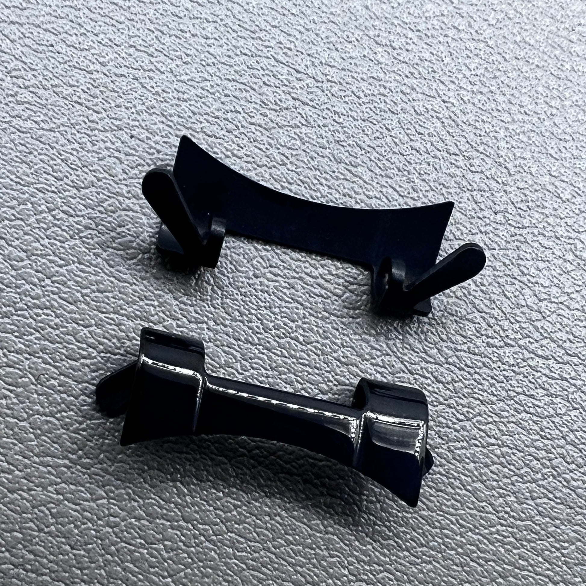 Polished curved end links with spring bars for bracelet watch straps, set of 3 ? durable #1028 accessory.