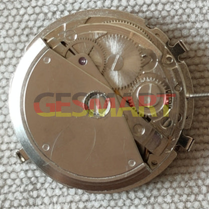 Shanghai Automatic mechanical watch featuring R13-1 movement, showcasing precise timekeeping and elegant design.