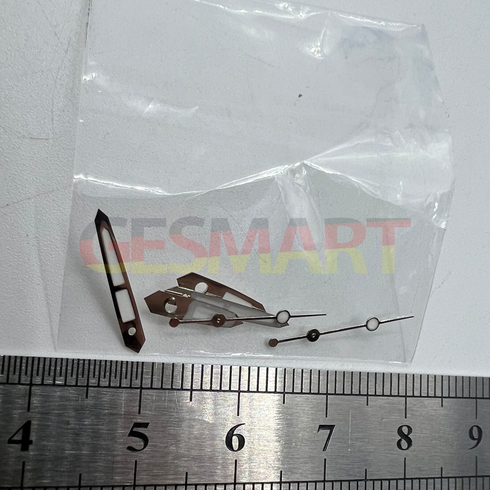 Green luminous watch hands set, compatible with Miyota 2035, 2115, 2105, 2305 movements for accurate time display.