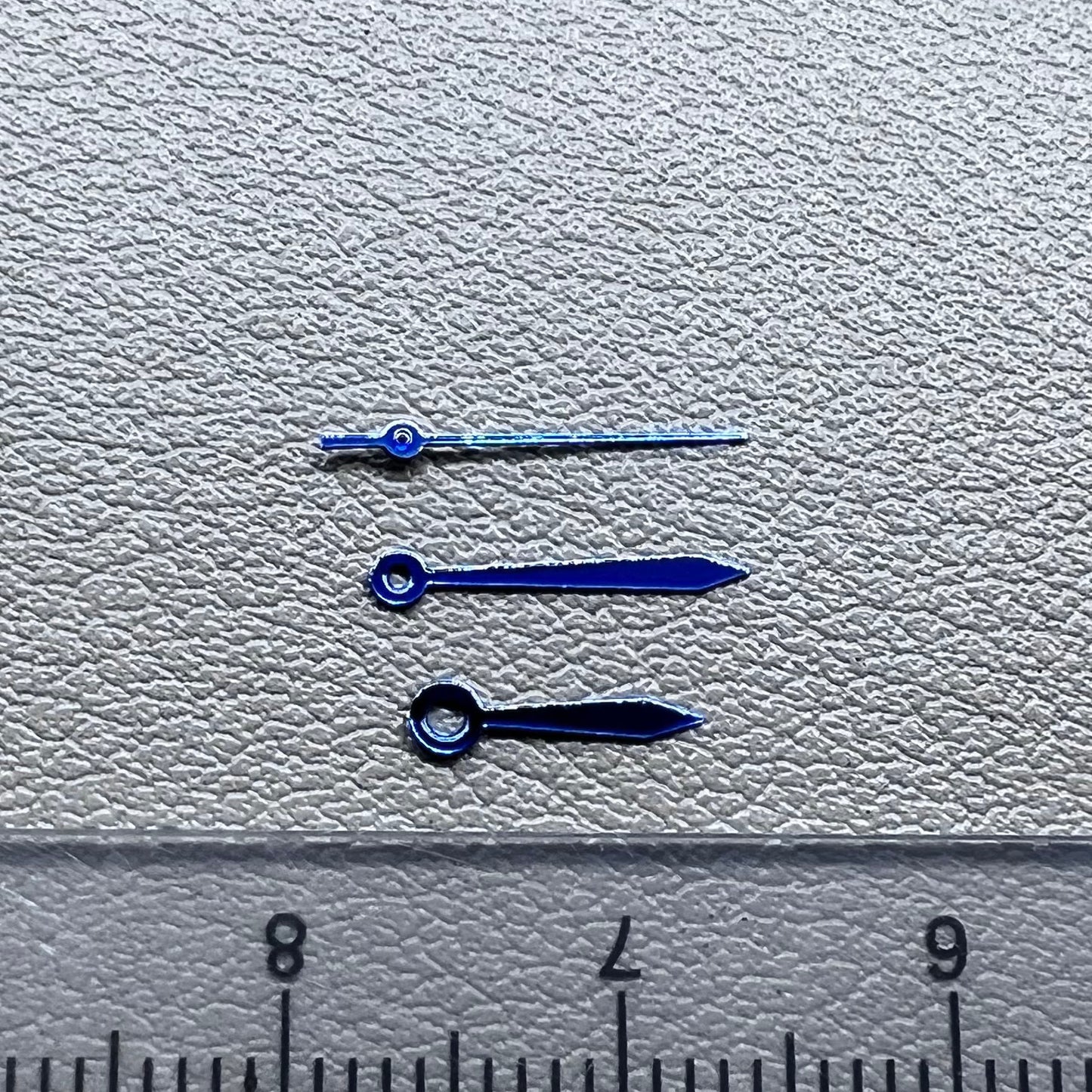 Blue 11mm arrow watch hands set, no lume, compatible with Miyota 2035 movement, brand quality.
