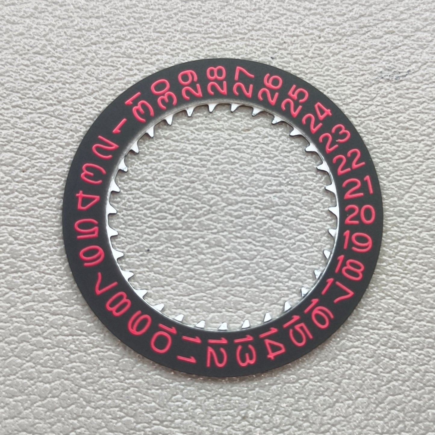 Red Character Black Background Date Disk Wheel for NH35 NH36 Date@3