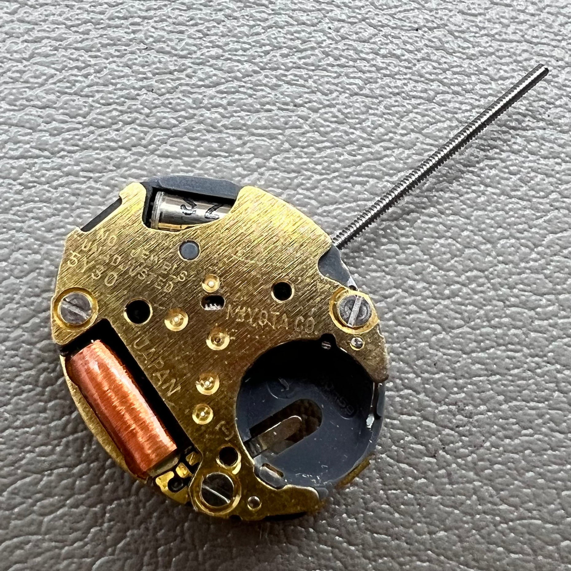 Miyota 5Y30 quartz watch movement from Japan with precision timekeeping for watch accessories.