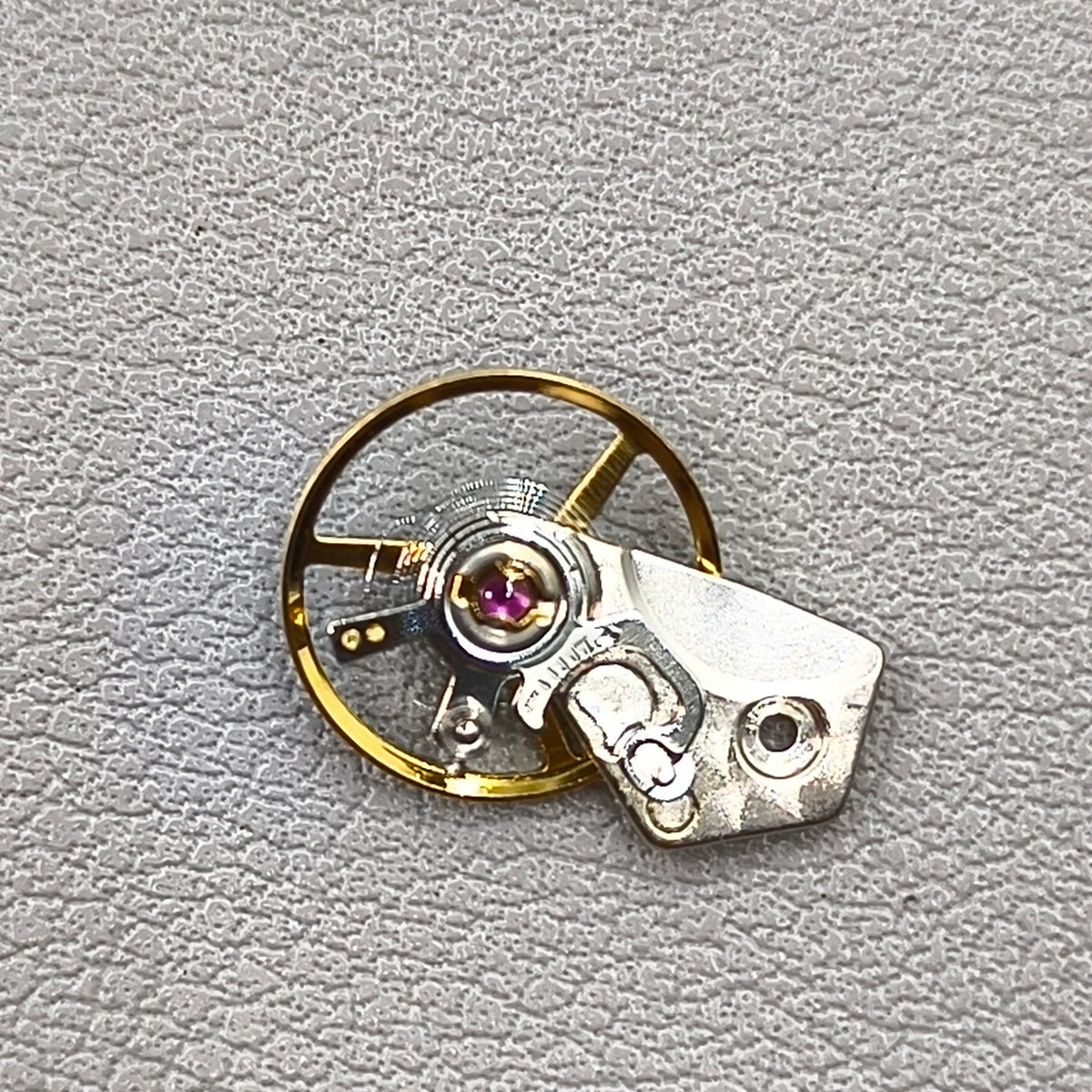 Replacement Balance Wheel with Splint for Dandong 7750 Movement 28800 Frequency
