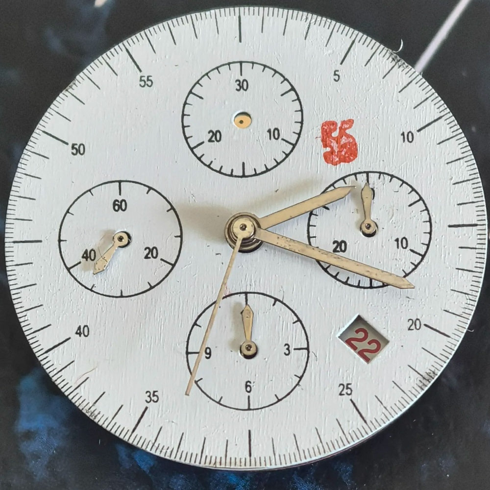 Chinese Dandong 7750 mechanical watch movement showing small second hand at 9 o'clock, frequency 21600 bpm