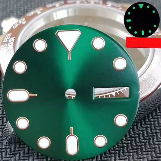 28.5mm Metal White Painted Golden Trim Nail Green Watch Dial for SKX007 NH36