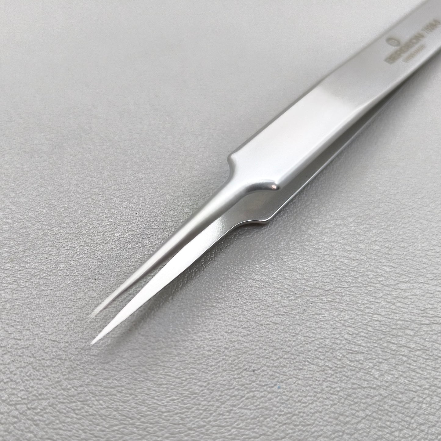 Swiss Bergeon 7026-5 Antimagnetic Tweezer Super Fine Points for Hairsprings