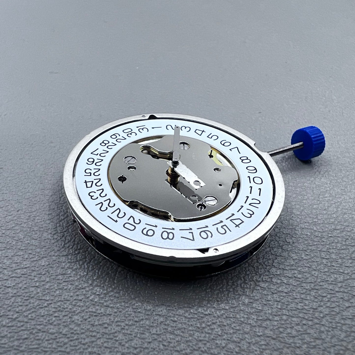 Swiss Ronda 5040D quartz movement with date display at 4 o?clock watch accessory.