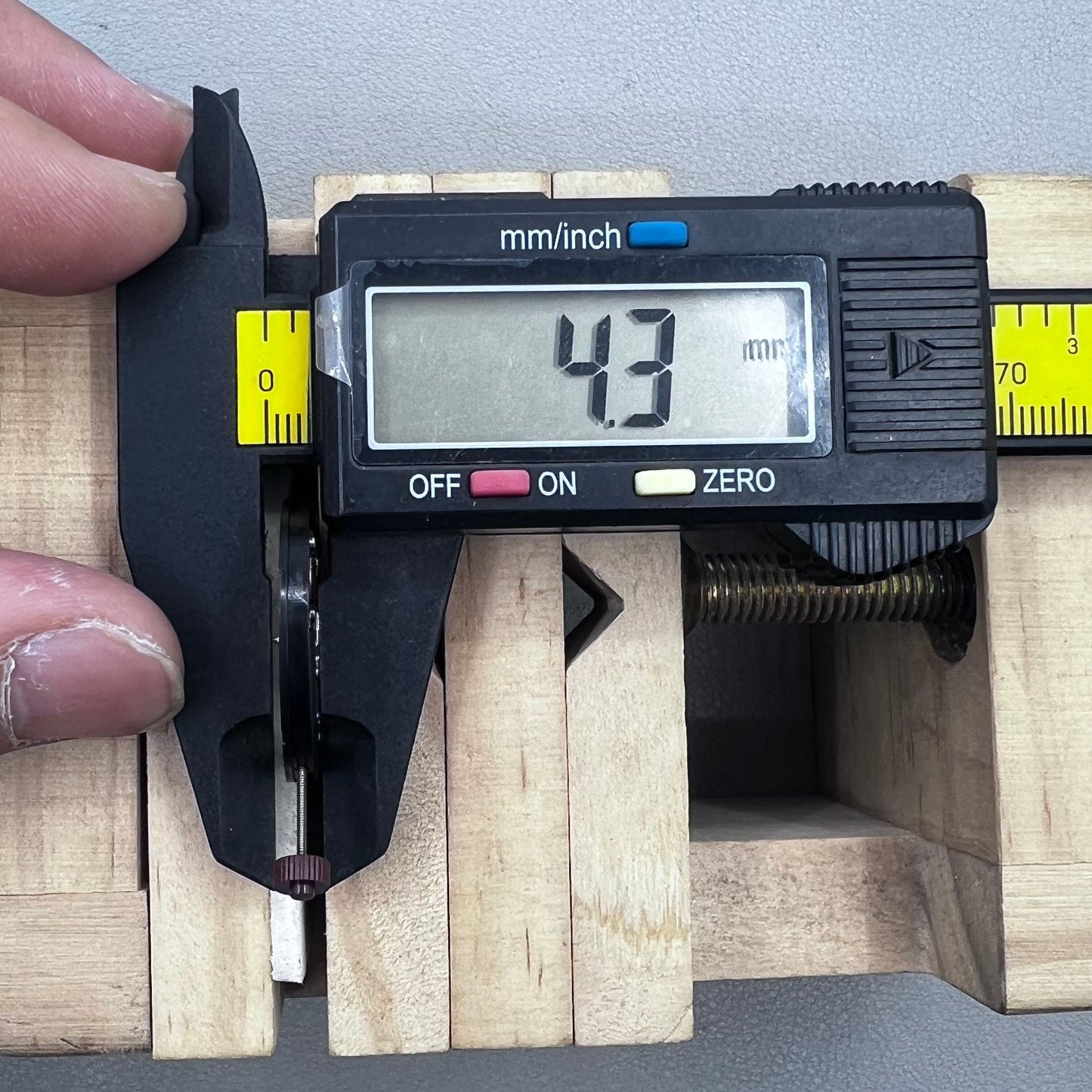 Swiss Ronda 513 Quartz Watch Movement 3 Hands