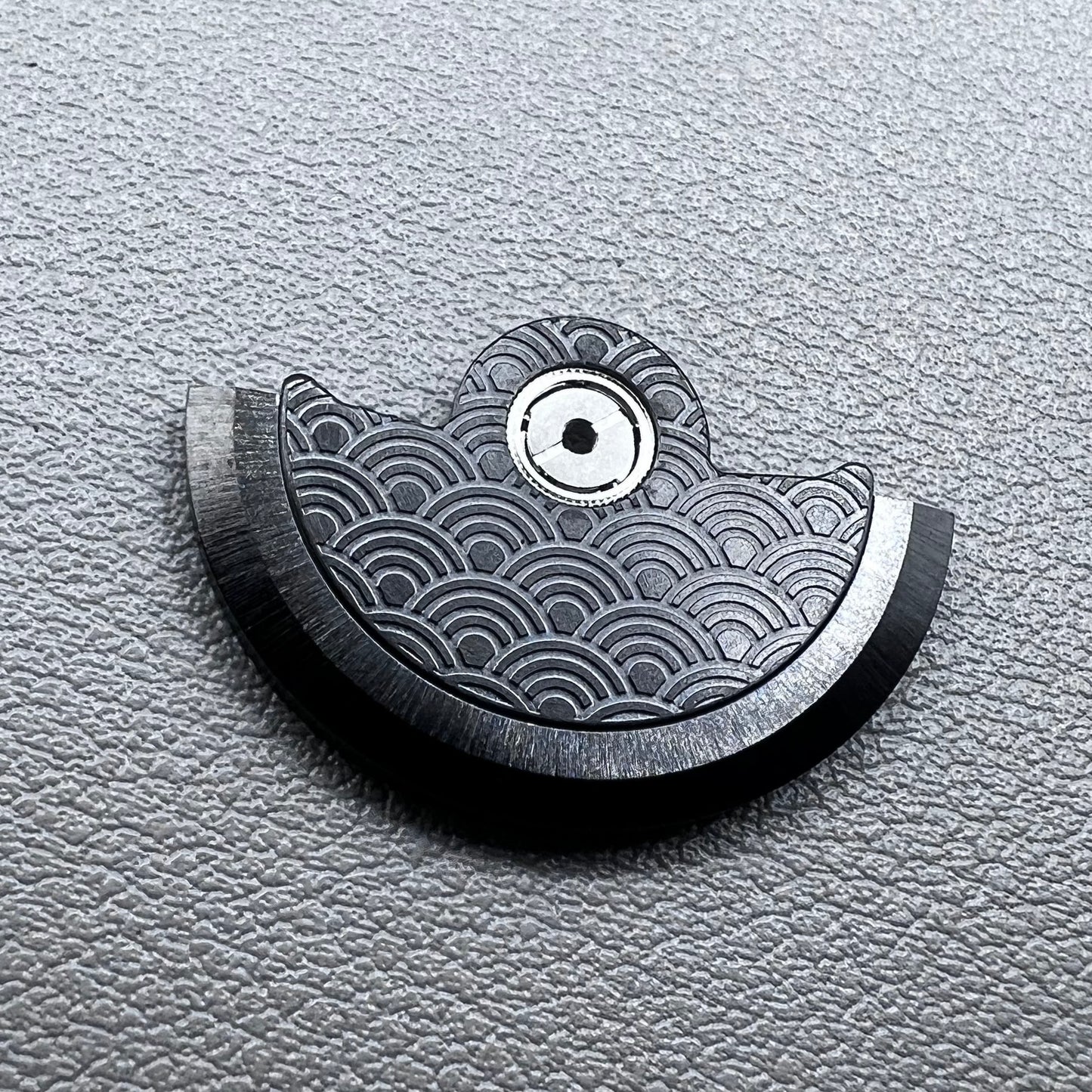 Black Sea Wave carved rotor for NH35 NH36 watch movement, enhancing automatic winding efficiency.