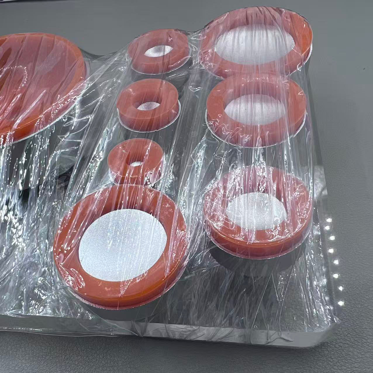 Watch Suction Back Case Cover Opener with 8pcs Dies for precise watch repair, ideal for adjusting watch accessories.
