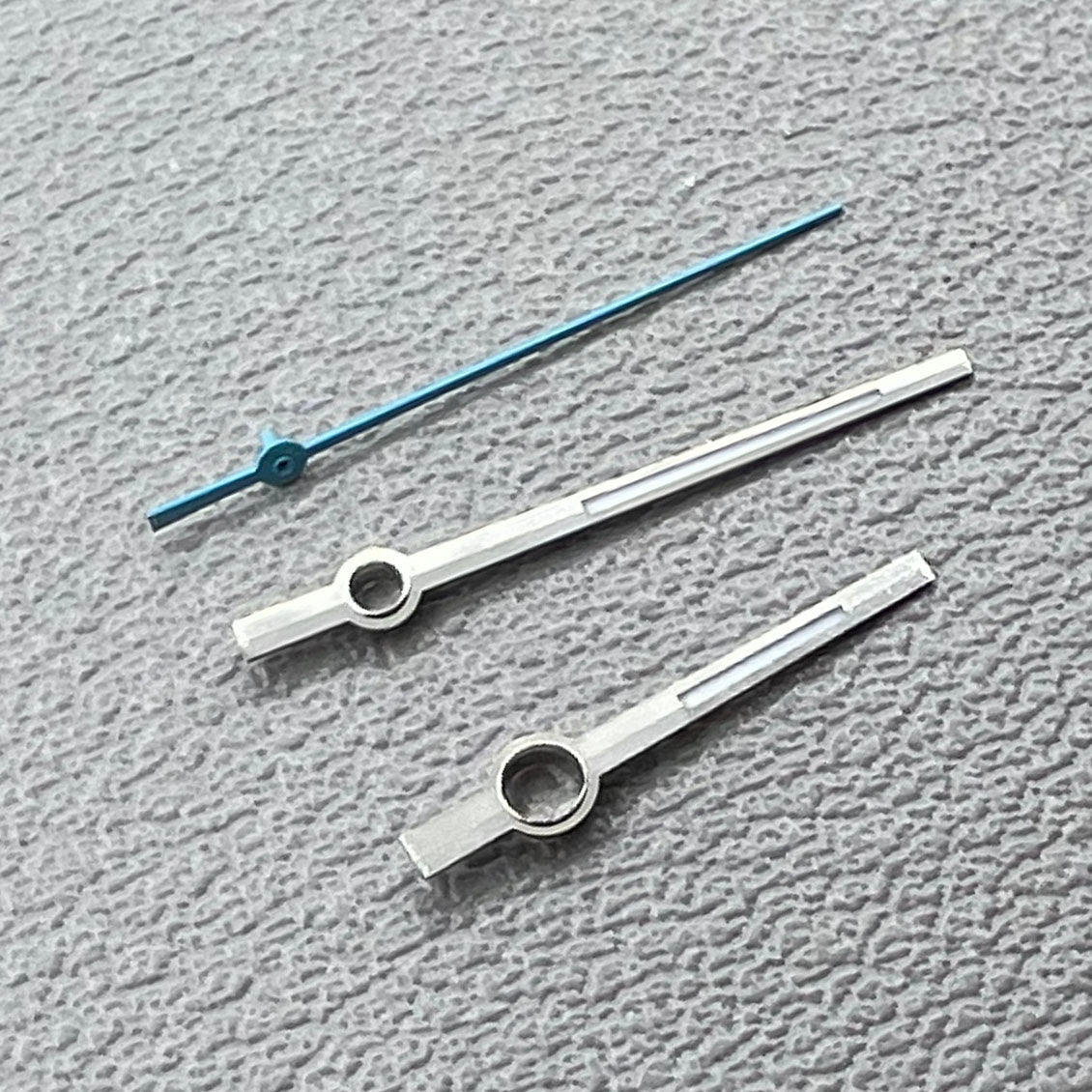 2 Sets Pack Blaue Sekunden Silberumrandung Grüne Leuchtzeiger für Miyota 8285