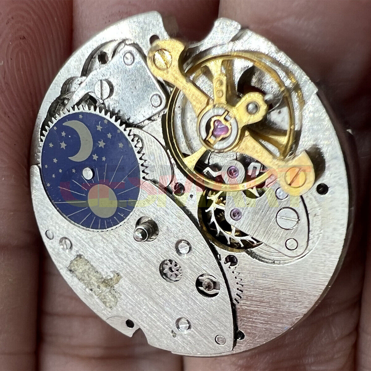 Automatic mechanical watch movement by China Made, perfect for watch repair enthusiasts and disassembled practice.