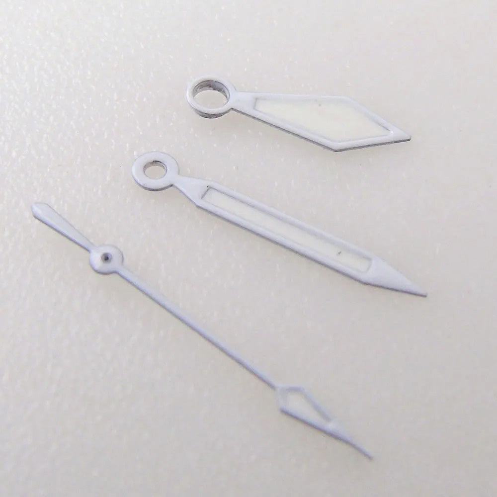 White luminous broad arrow watch hand for SKX and NH series movements, ideal for precise time reading.