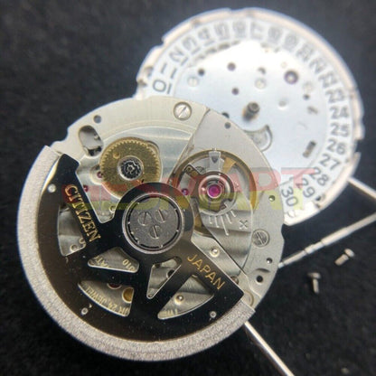 Miyota Citizen 9010 Japan automatic watch movement with slim design and date display at 3 o'clock.