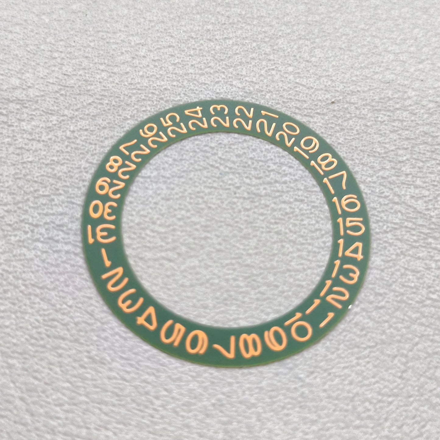 2 PIECES Green Background Ochre Brown Font Date Wheel for Seiko NH35 NH36
