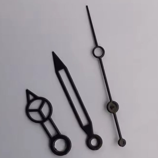 Black Hollow watch hands measuring 7.75x12x12.5mm, compatible with NH35/36/4R/7S movements.