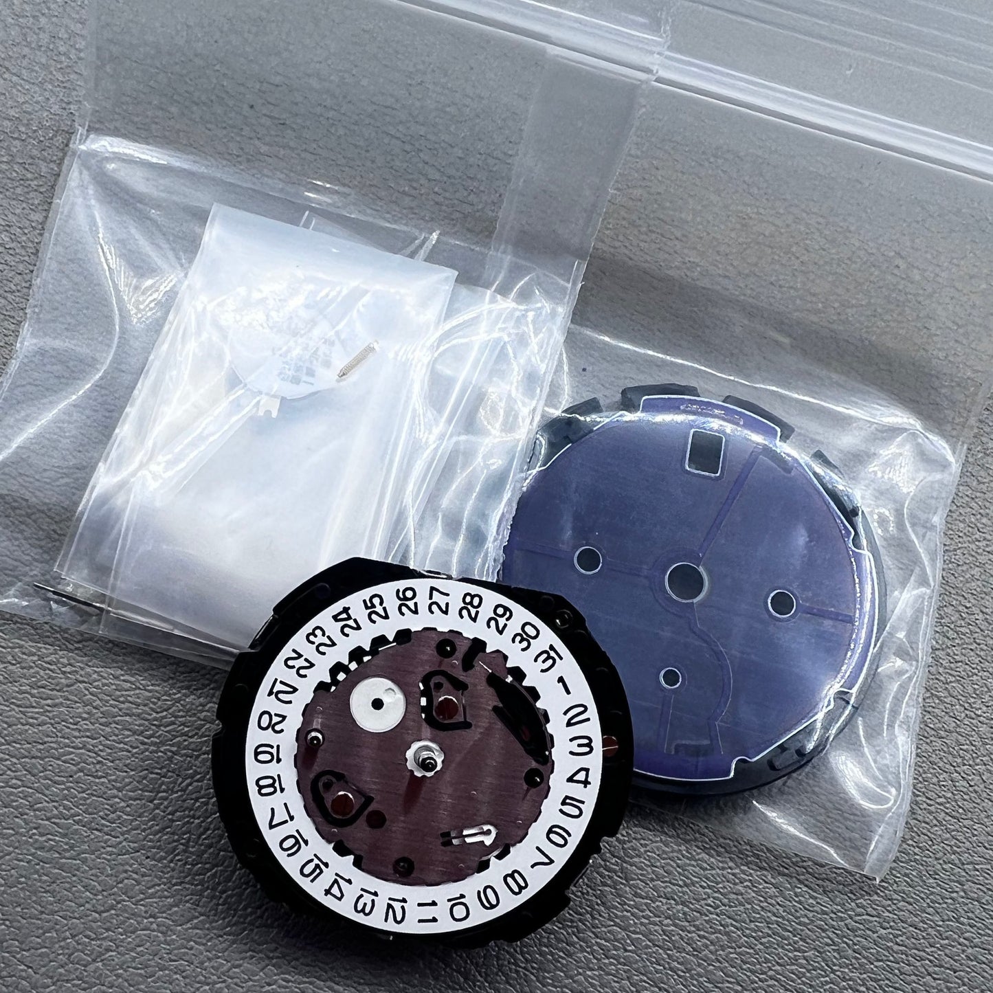 Japan Seiko V172A Watch Quartz Movement