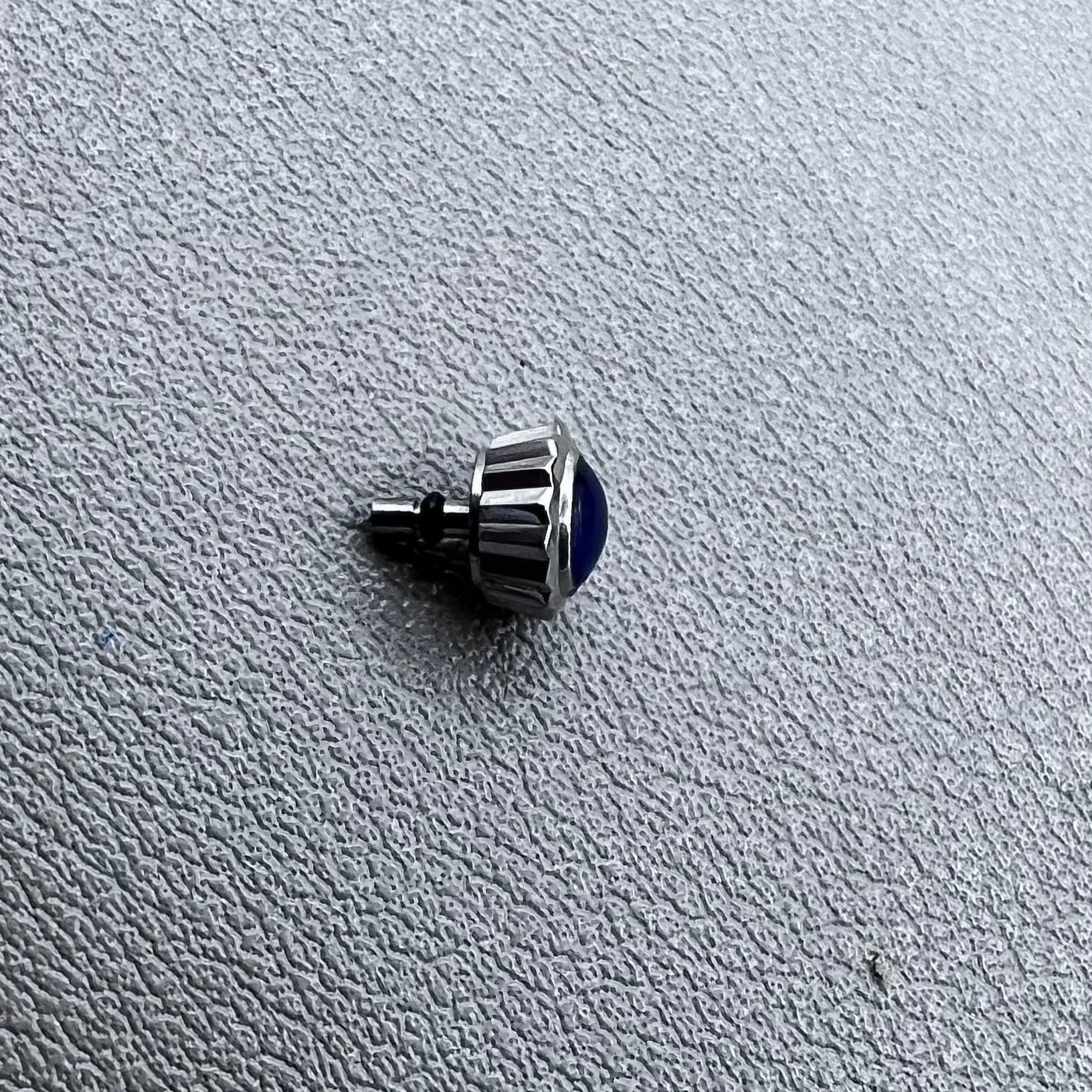 Silver watch crown for Seiko 7D48A quartz movement, original Japan replacement part.
