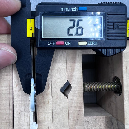 Sunon PE28 Quartz Movement 3 Hands Day Date Movement