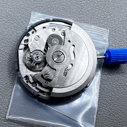 Seiko SII NH36A automatic watch movement for precise timekeeping in watch accessories.