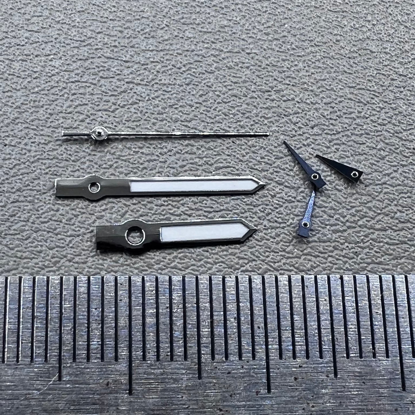 13.5mm Green Lume Black Trim Watch Hands for Miyota JS15 Quartz Movement