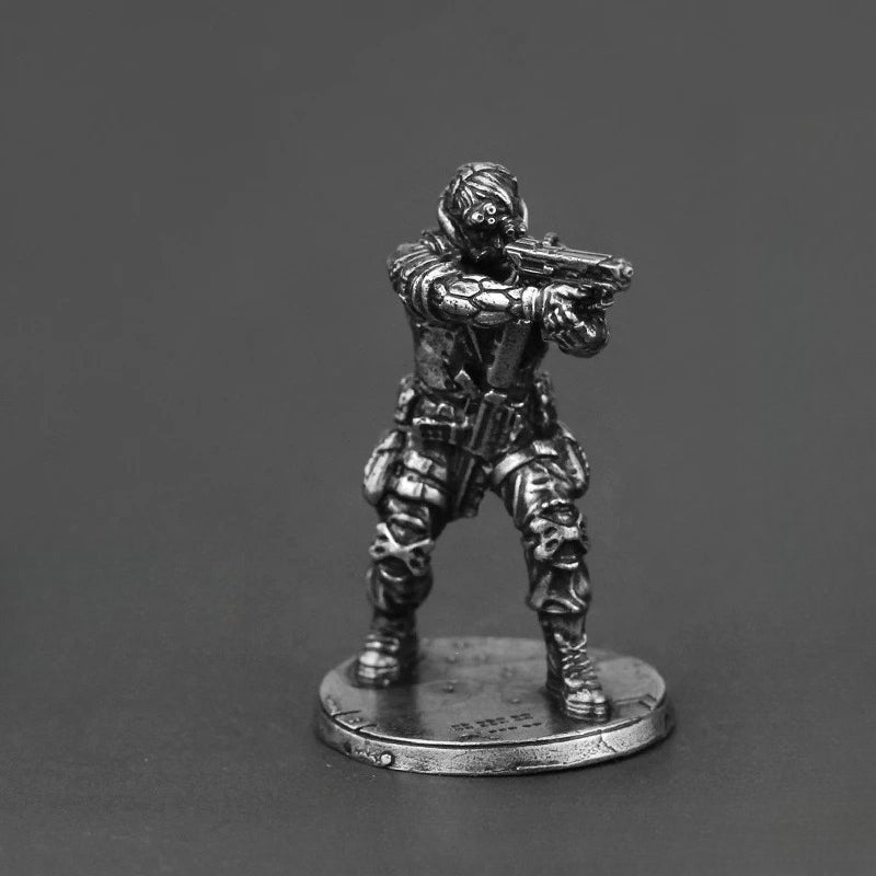 White Brass Figurine Quill Cyberpunk Miniature - Tactical Helmet Dual Pistols Figure